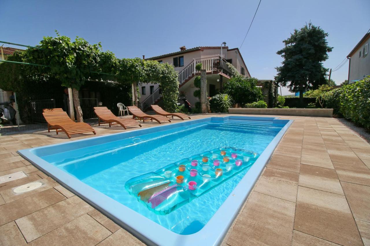 Apartment Nana Rovigno Esterno foto